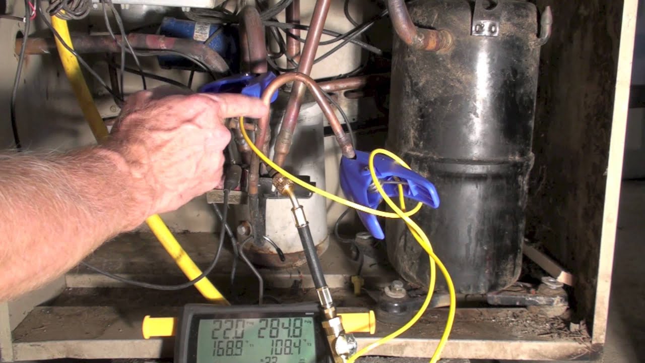 How to Unstick a Reversing Valve on a Heat Pump?